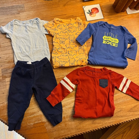 9M Clothes Bundle - Picture 1 of 11